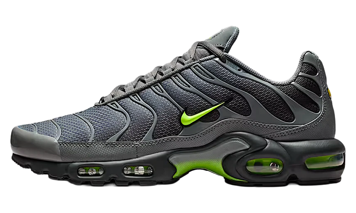 Air Max Plus "Smoke Grey Volt" DM0032 026